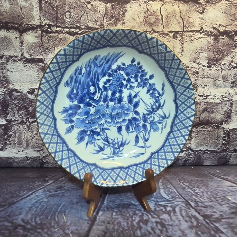 Vintage Japanese Imari Blue and White Flower Bowl
